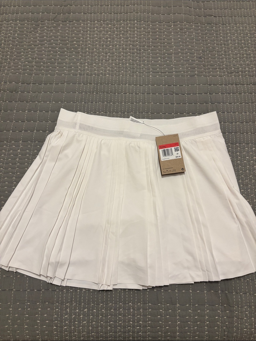 Nike White Pleated Women's Skort